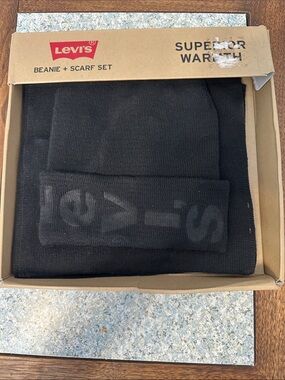 Levi's Black Knit Beanie and Scarf Set, NWT